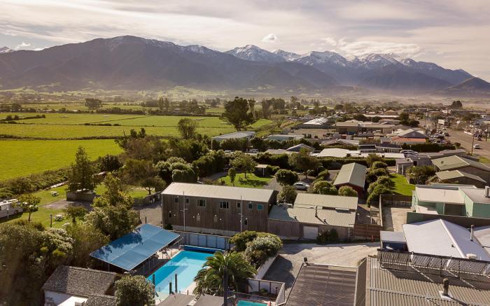 Dusky Lodge & Backpackers