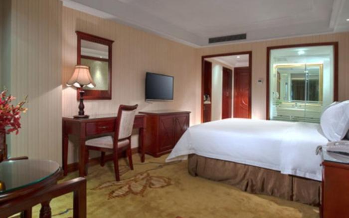 Vienna Hotel Shenzhen Ba Gua Road Banch
