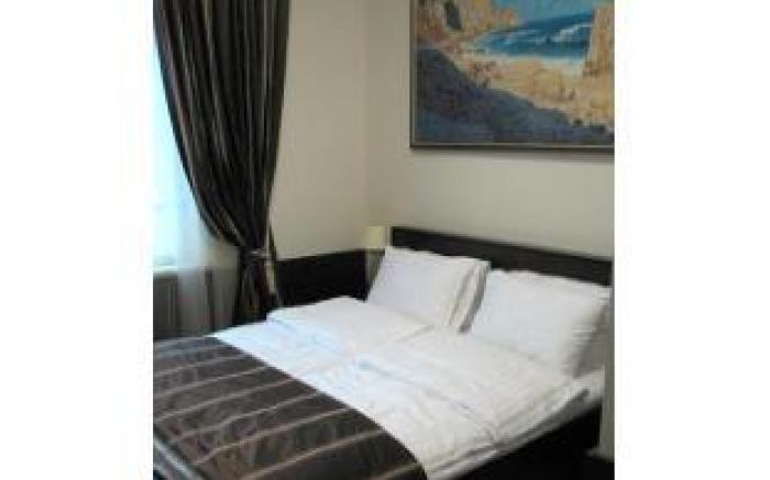 Hotel & Restaurant The House