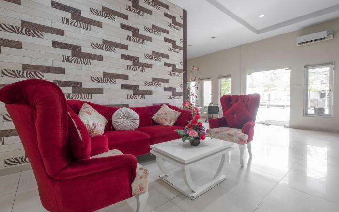 Hotel O Makassar near Pantai Losari formerly Hotel Astra Novilia