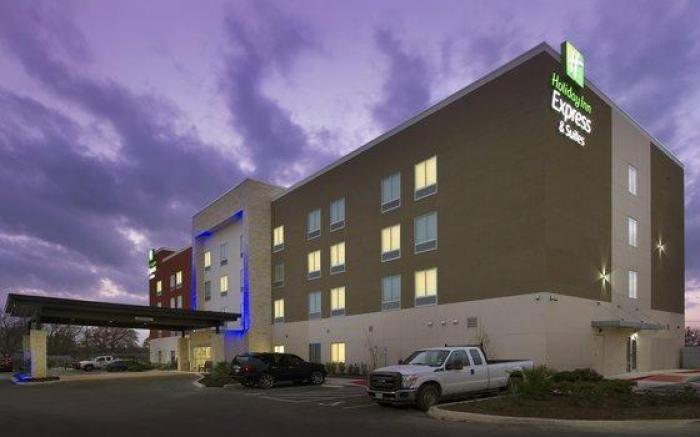 Holiday Inn Express & Suites New Braunfels By IHG