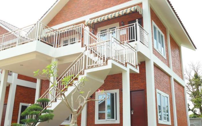 Thongs Inn Hotel Kualanamu