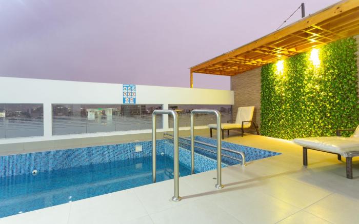 Howard Johnson by Wyndham Lima Miraflores Art House