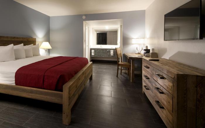 Thunderbird Boutique Hotel