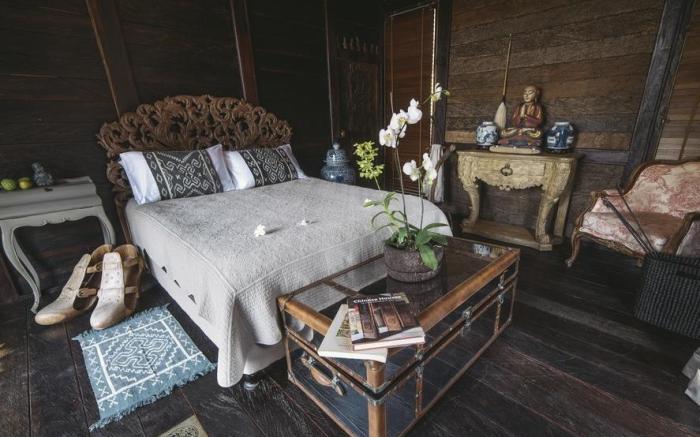 Absolute Beachfront Romantic Villa Laut