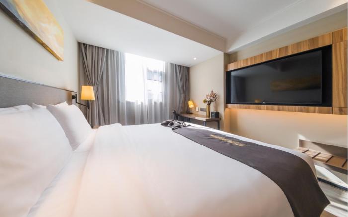 Home Inn Plus Kunming Cuihu Road