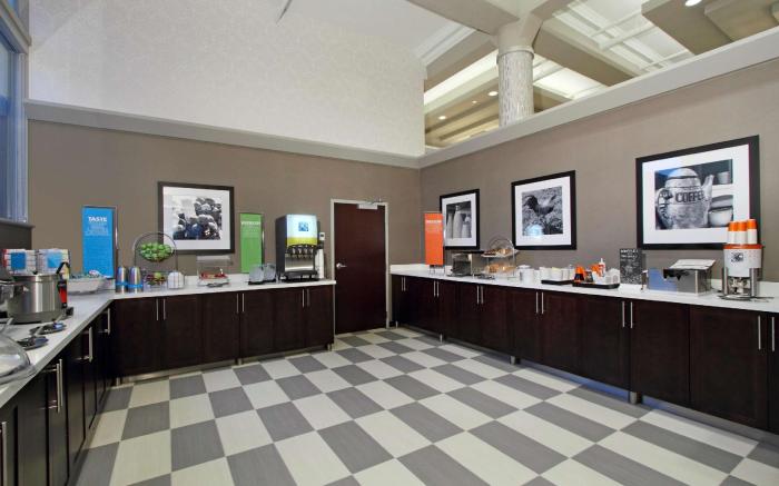 Hampton Inn-Kansas City/Downtown/Financial District,  MO