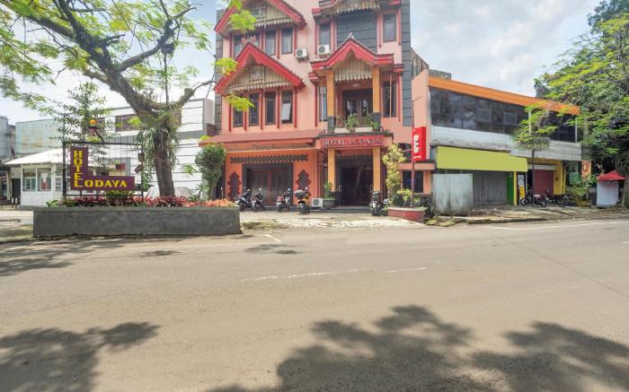 OYO 2706 Hotel Lodaya Syariah