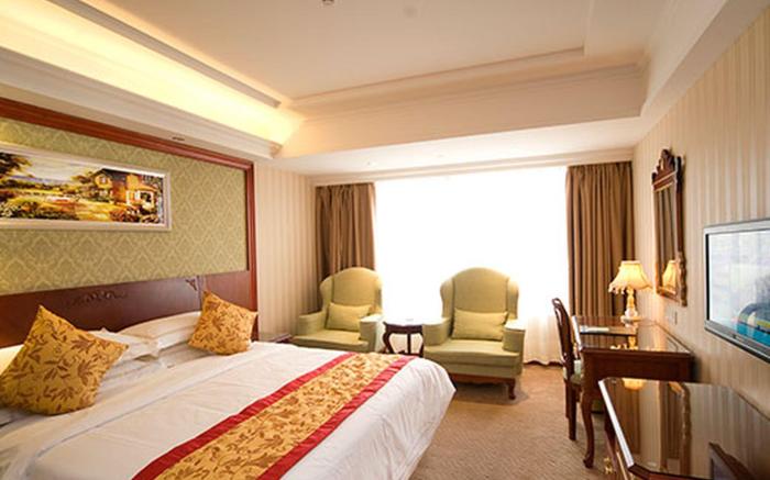 Vienna Hotel Changsha IFS Center
