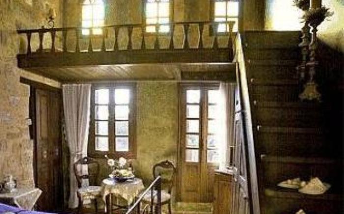 S.Nikolis' Historic Boutique Hotel