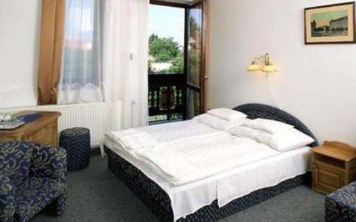 Revesz Hotel, Restaurant and Rosa Spa
