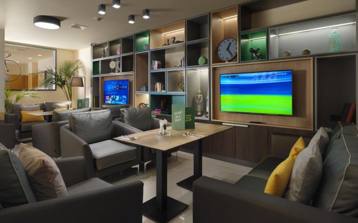 Holiday Inn Athens Attica Av Airport W. By IHG