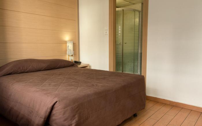 Parnon Hotel