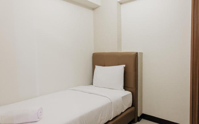 Luxurious 2BR 19 Avenue Apartment By Travelio