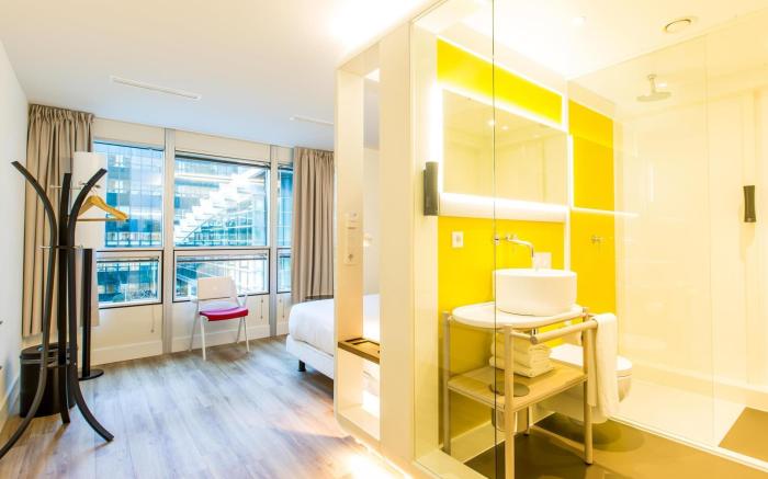 Qbic Hotel WTC Amsterdam
