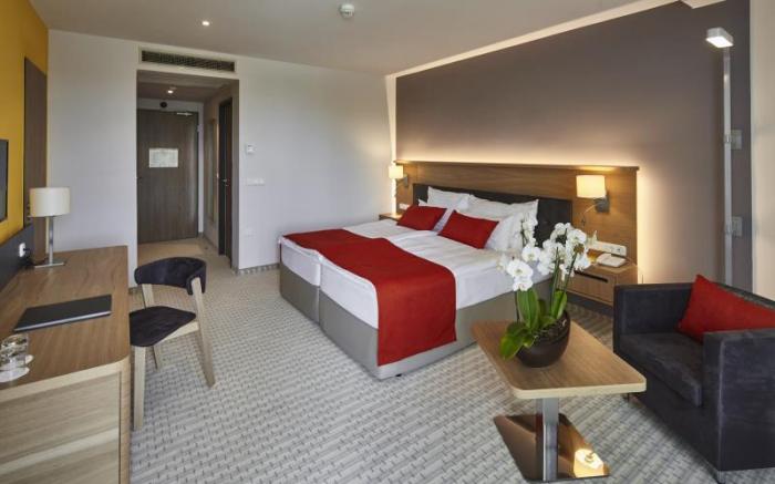 Thermal Hotel Balance Lenti