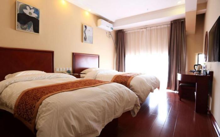 GreenTree Inn Shandong Yuncheng Ximen Street Songjiang Kung Fu School Business Hotel