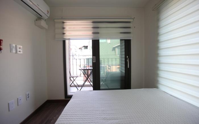Myeongdong Artmonstay
