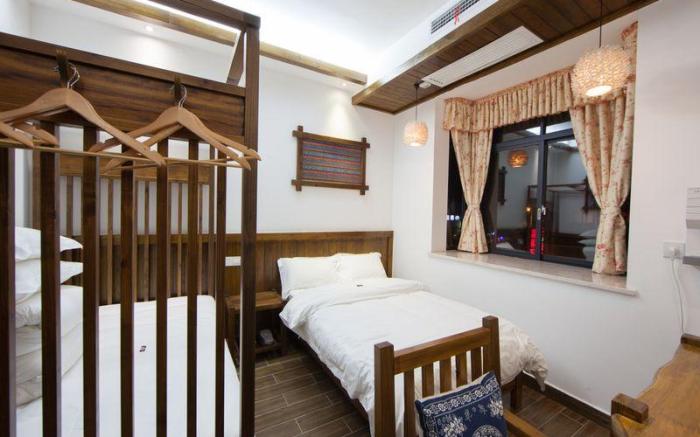 Hotel California Zhangjiajie