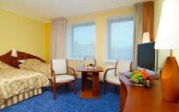 City Hotel