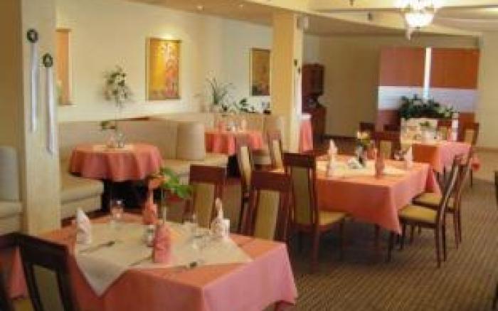 Bialy Dom Henlex Hotel Restauracja