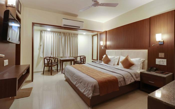 Hotel Centra-Ahmedabad