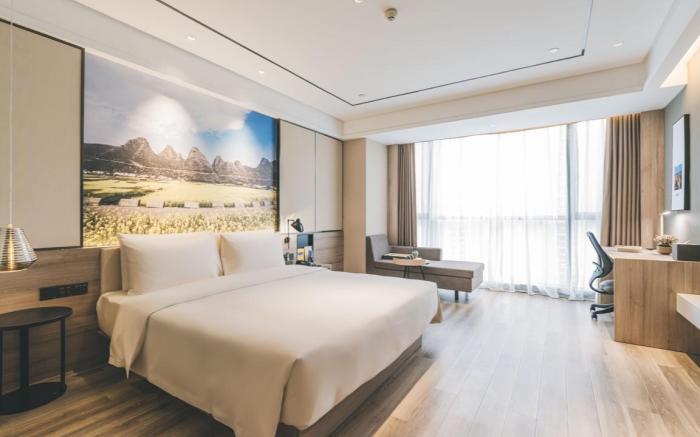 Atour Hotel Guiyang Century Shopping Center