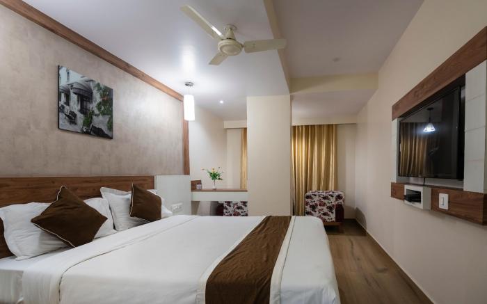 Hotel Monarch International