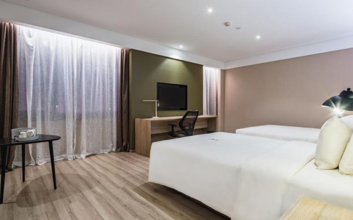 Atour Hotel Jinan Zhangqiu Hexie Plaza Baimaiquan