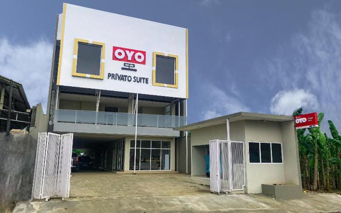 OYO 2816 Privato Suite