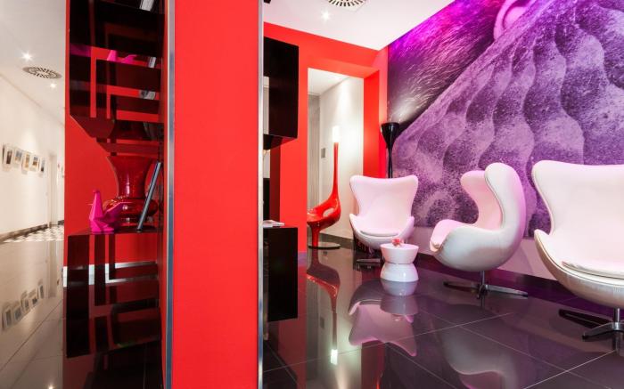 Paseo de Gracia Hotel, Sonder
