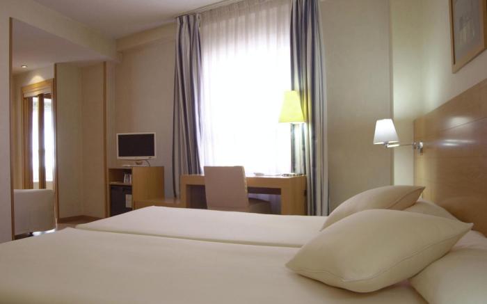 Hotel Infanta Mercedes