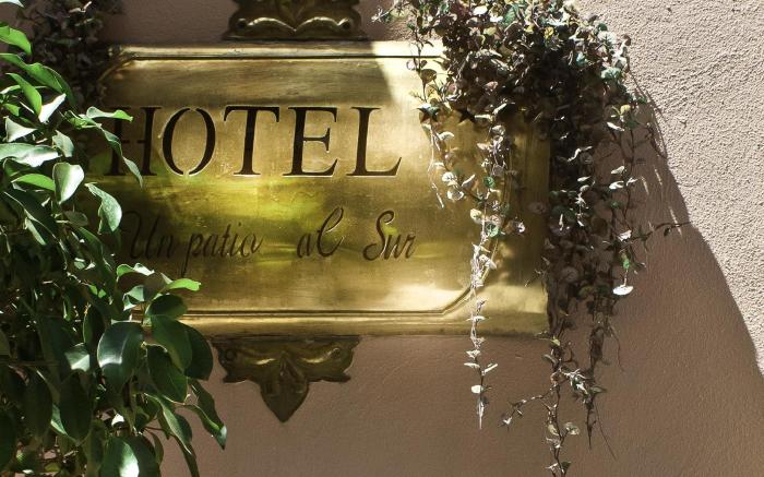 Hotel Un Patio Al Sur