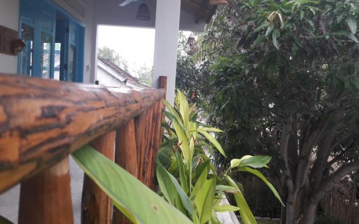 Life Beach Villa