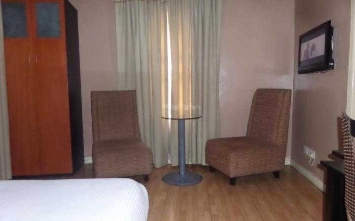 Emerald Cove Hotel
