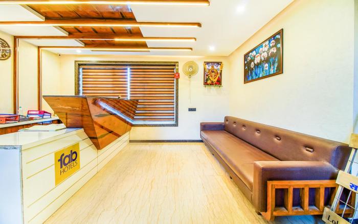 FabHotel Deepali Executive
