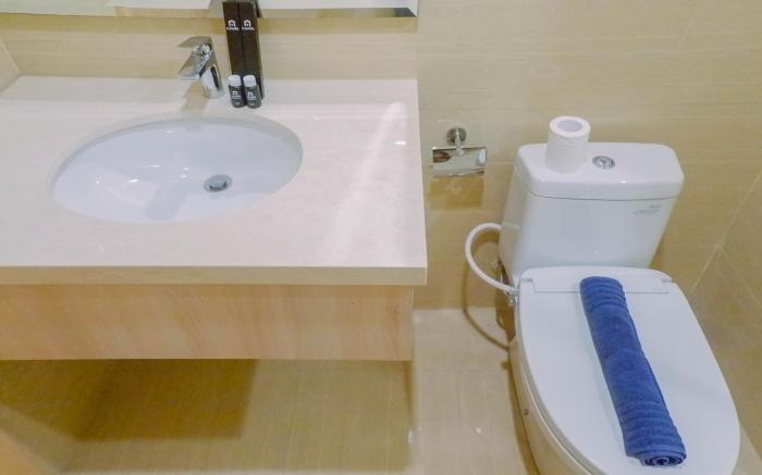 Luxurious 2BR at One East Residences By Travelio