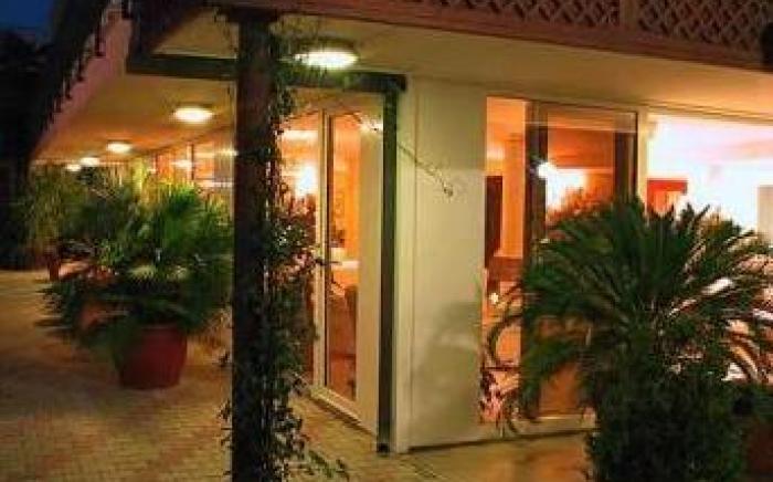 Hotel B&B Montecarlo