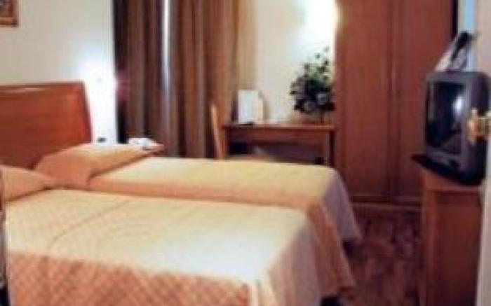 Tricolore Hotel