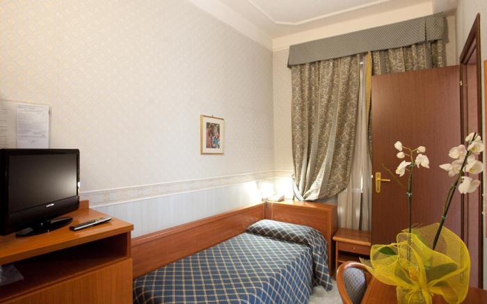 Emmaus Hotel