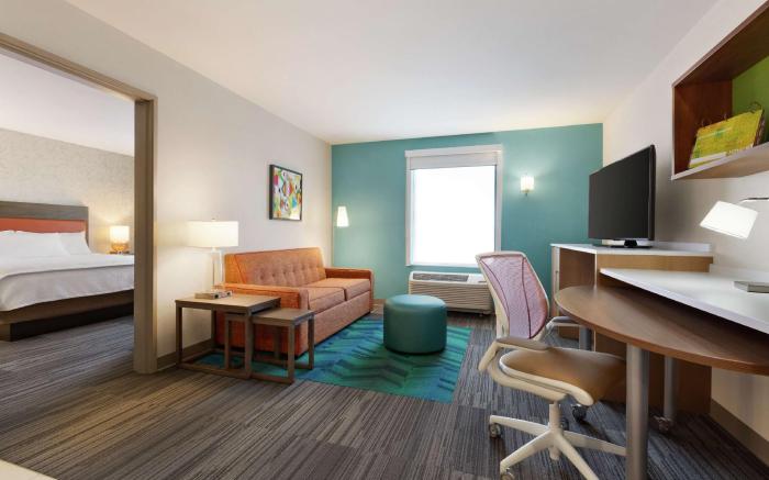 Home2 Suites by Hilton Portland Airport OR