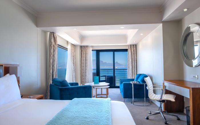Blaauwberg Beach Hotel