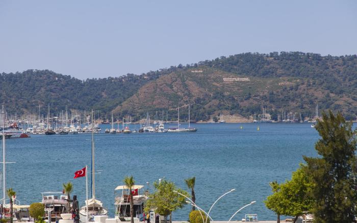 Mara Palace Hotel