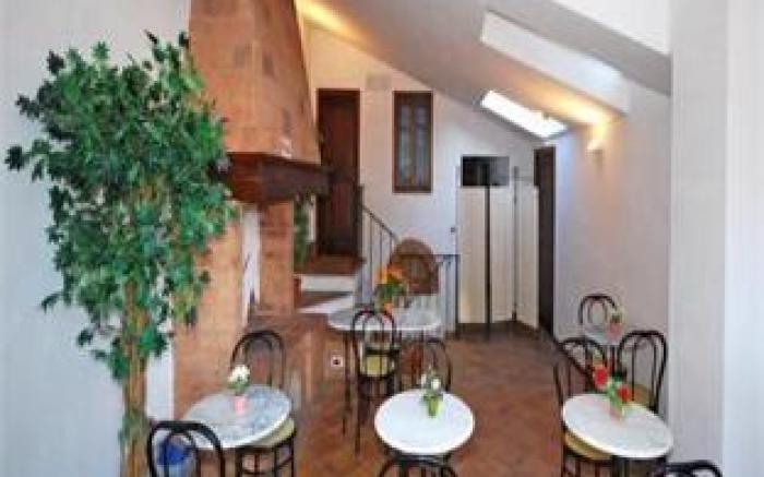 A La Casa Dei Potenti