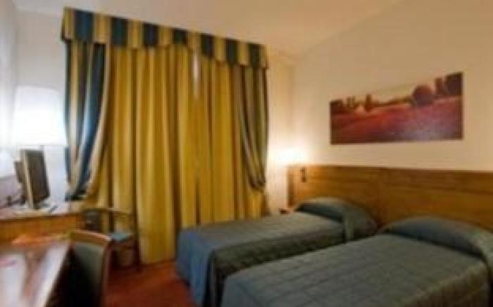 Hotel Master