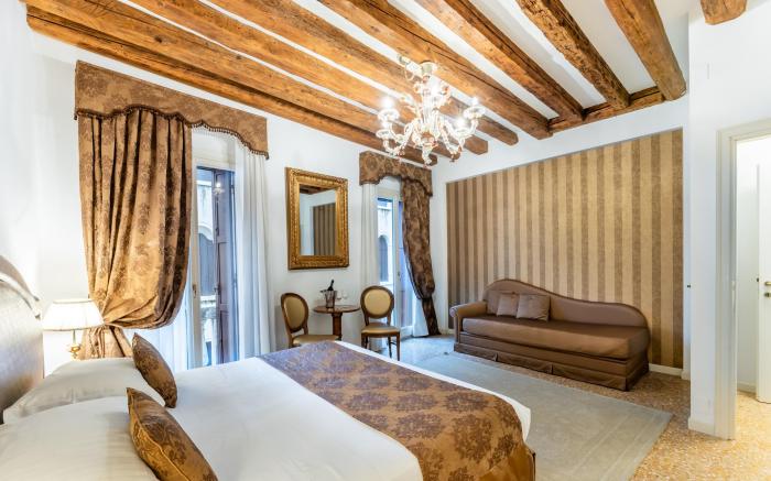 San Teodoro Palace - Luxury Apartments
