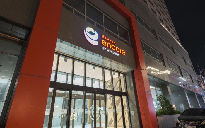 Ramada Encore by Wyndham CheonAn