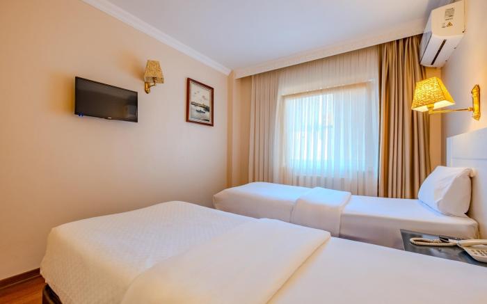 Peak Star Hotel
