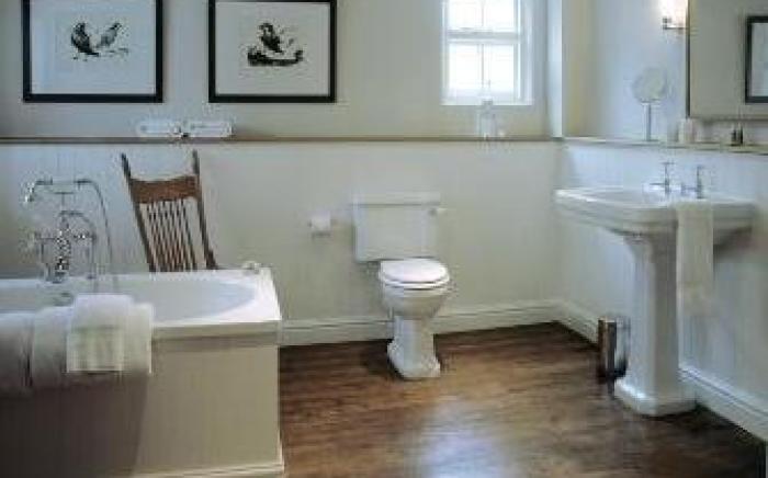 The Wheelwrights Arms Hotel