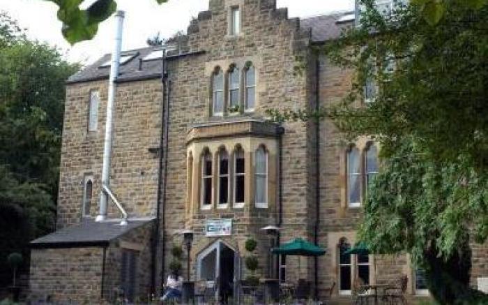 Farnley Tower Guesthouse